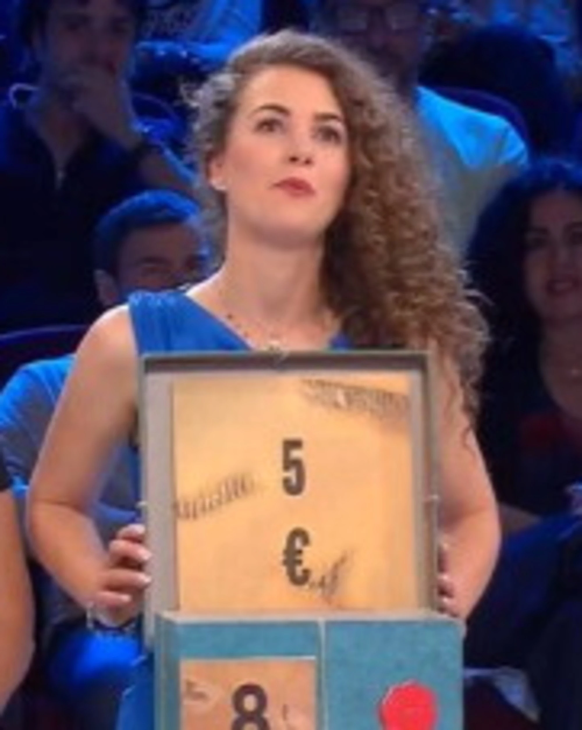 Affari tuoi, il lavoro e la malattia: Alessia, finisce in lacrime