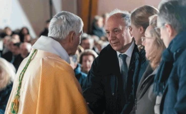 Crans-Montana, l'ambasciatore Cornado: "Non è stata una disgrazia, la tragedia era evitabile"