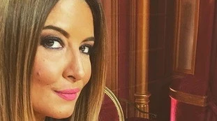 Selvaggia Lucarelli, pesante accusa dopo le vacanze a Noto: "Non ha pagato", "Chiederemo i danni"