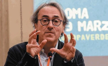 Bonelli, tour "da Casta" a Napoli: va dove la plebe non può