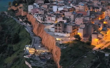 Niscemi, il paese sulla sabbia che non ha imparato la lezione