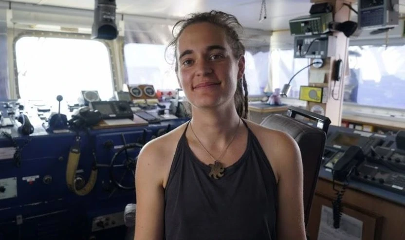 LA COMANDANTE DELLA SEA WATCH TORNA LIBERA "SONO SOLLEVATA E COMMOSSA"