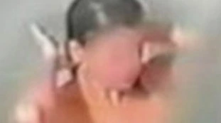 Empoli, microcamera riprende infermiere sotto la doccia: il video-choc