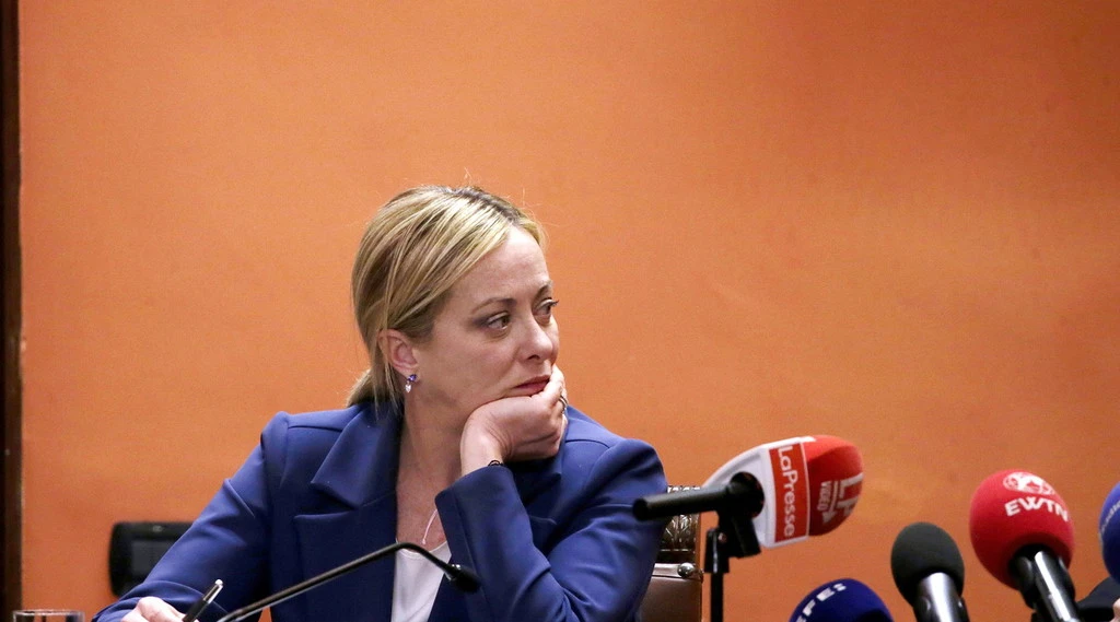 Giorgia Meloni, la prima volta alla Camera: alta tensione