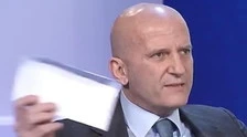 Augusto Minzolini e l'avviso di garanzia a Conte: "Le sue decisioni sono politiche e quelle di Salvini no?"