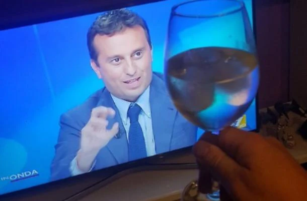David Parenzo terrorizzato: l'intesa M5s-Pd può saltare? Il suo appello ai grillini