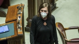 Renata Polverini vota la fiducia a Conte: "Lascio Forza Italia", pugnalata alle spalle imprevista per Berlusconi