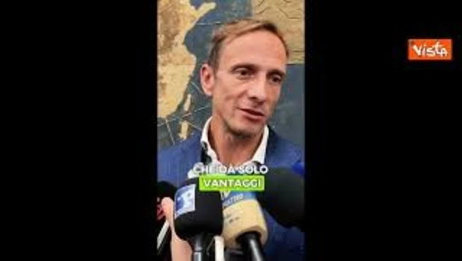 Fedriga si vaccina contro l'influenza: Stop alle fake news
