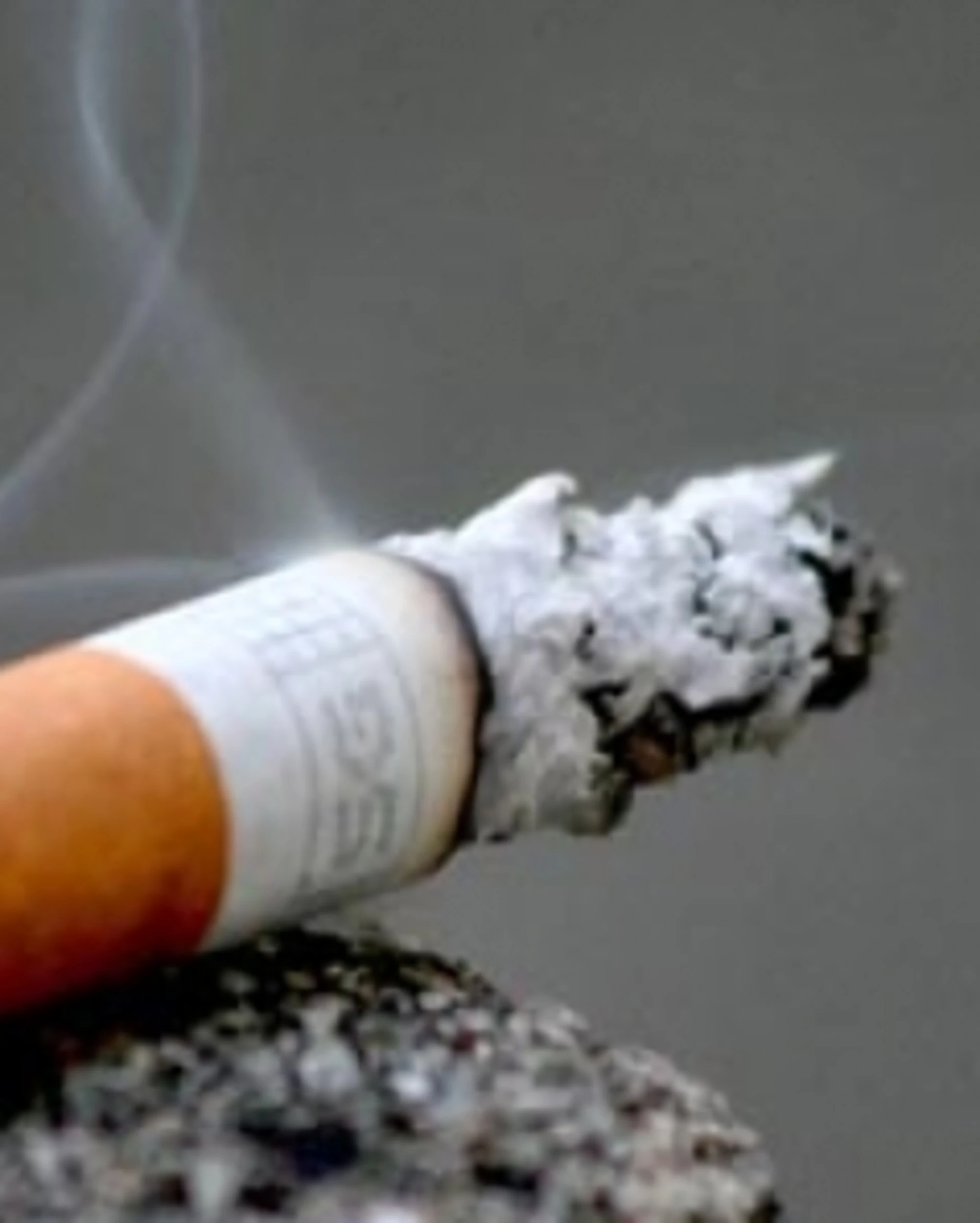 Divieto di fumo in città? Un segno di decadenza