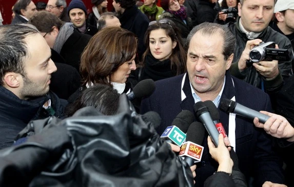 Antonio Di Pietro una furia dopo la eliminazione dalle liste Pd: insulti a Renzi e Berlusconi