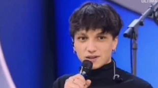 Domenica In, Ultimo si alza e se ne va: Mara Venier di sasso