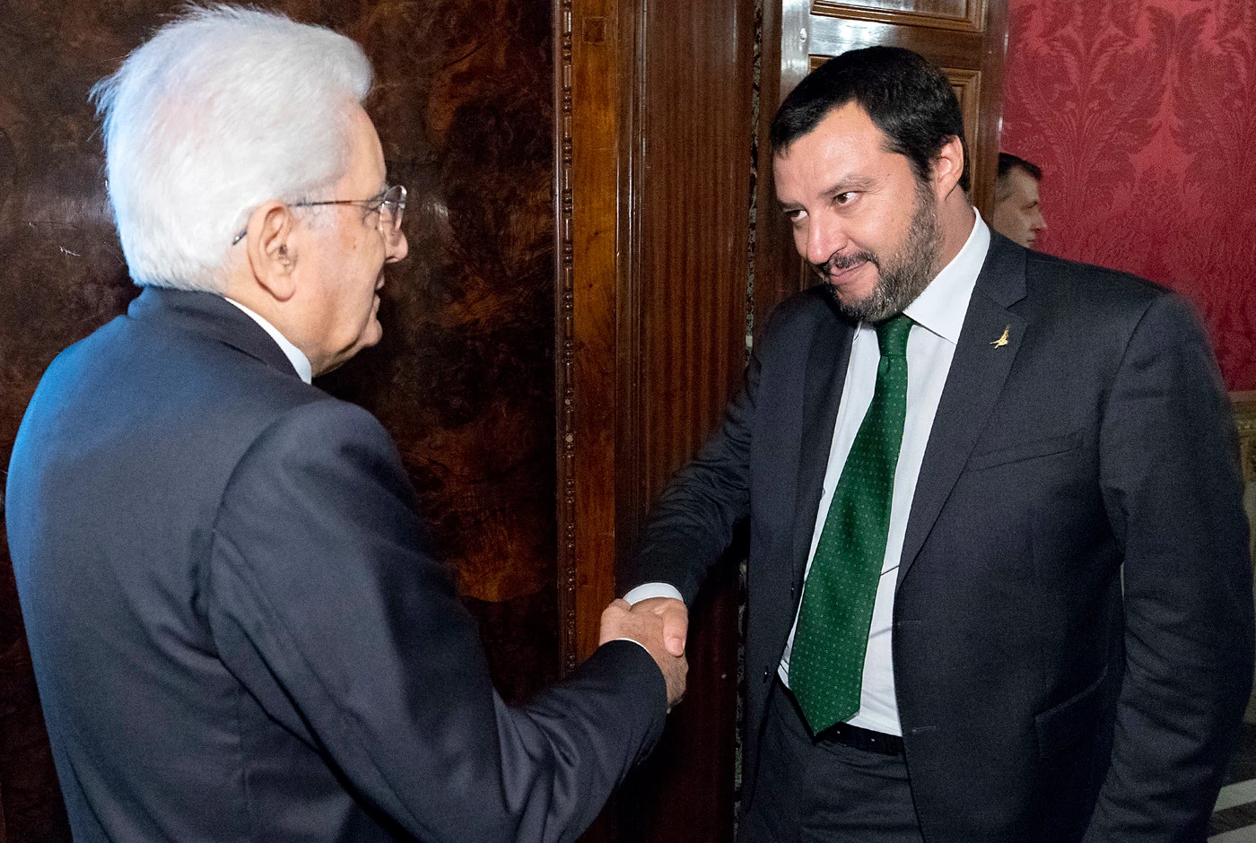 Matteo Salvini salirà al Quirinale, clamoroso retroscena: crisi, magistratura ed Europa, tre bombe in arrivo