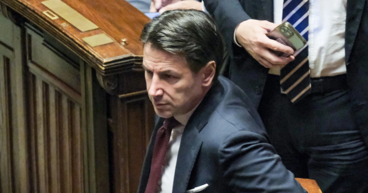 Giuseppe Conte, influencer della sciagura: punta sui poveri per avere il loro voto