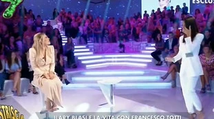 Striscia la notizia, la battuta a luci rosse di Ilary Blasi a Verissimo: "Tu glielo...?", Toffanin sconvolta