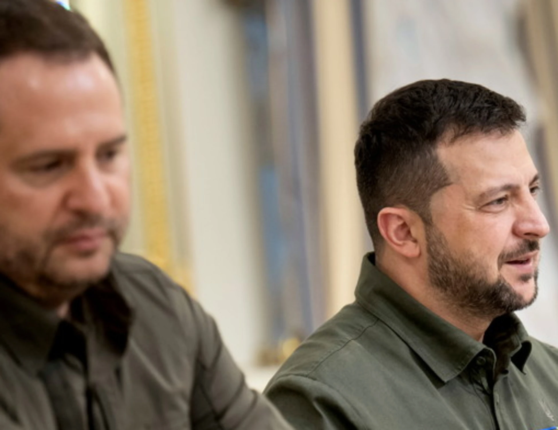 Volodymyr Zelensky, ecco perché ora è solo: cosa può accadere