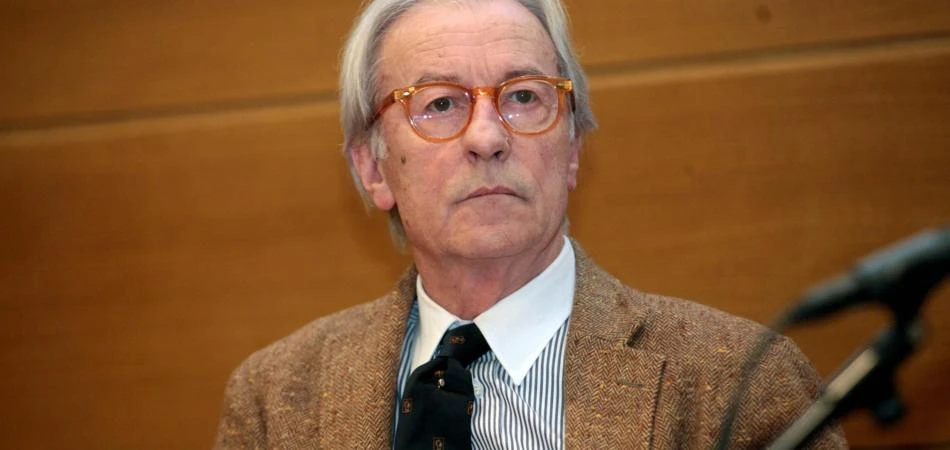 Vittorio Feltri: "Mi autodenuncio. Sono corrotto". La lezione ai "magistrati ridicoli"