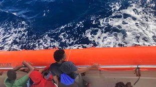 Immigrazione, "fermare i barchini". Il sospetto di Sechi su sinistra ed Europa