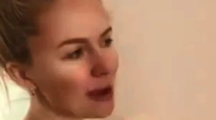 Gas, "sprecate più energia che potete", chi è questa ragazza