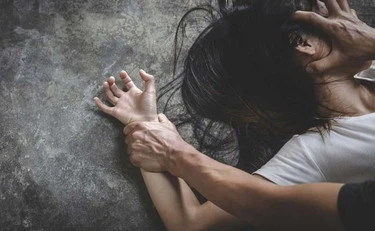 Sassari, sequestra e tortura la sua ex per 10 giorni: come la ha ridotta