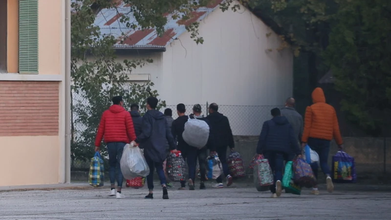 Benevento, fondi per migranti usati per viaggi e borse di lusso: lo scandalo