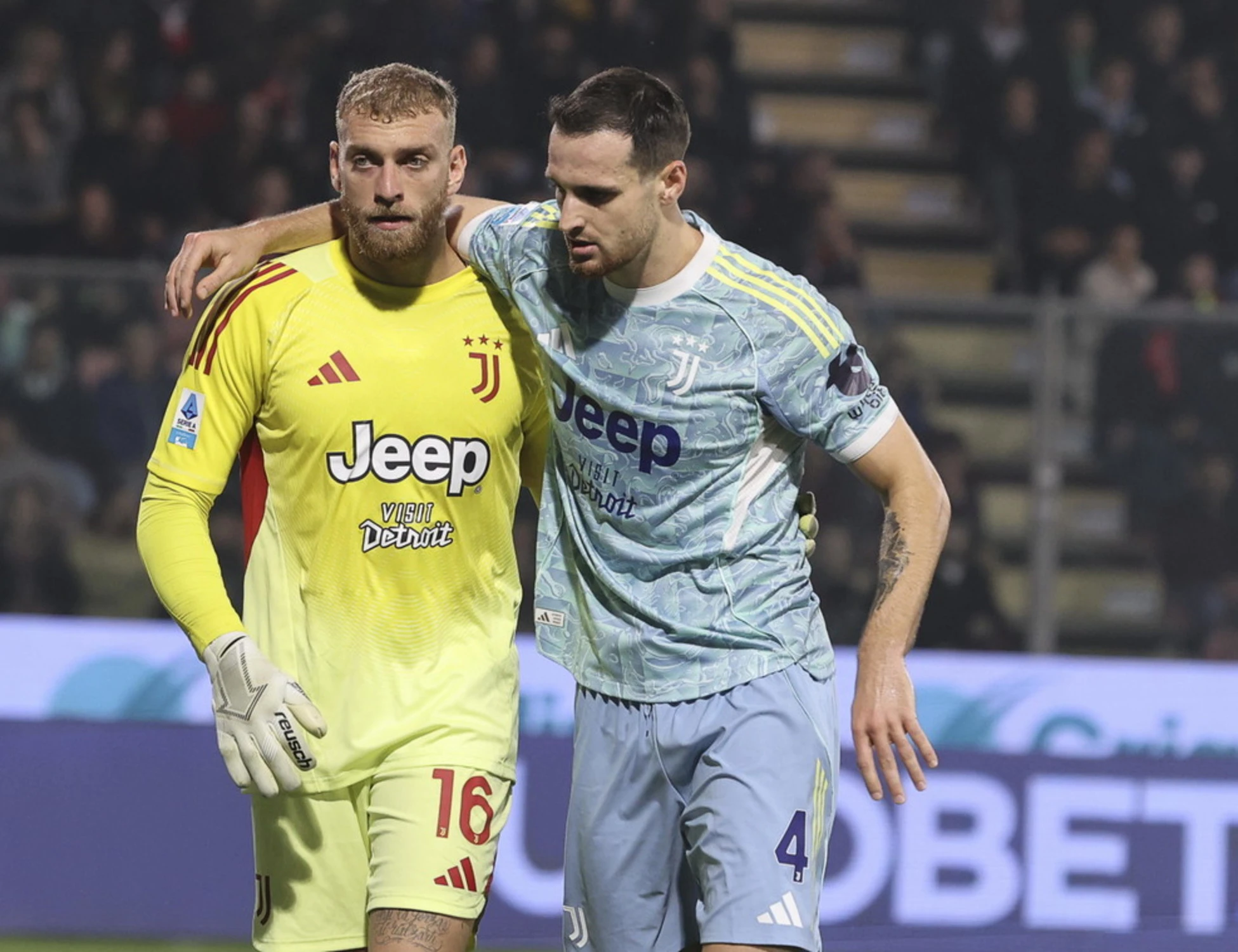 Milan, Juve e Napoli aprono la svendita: fuori tutti in 10 giorni