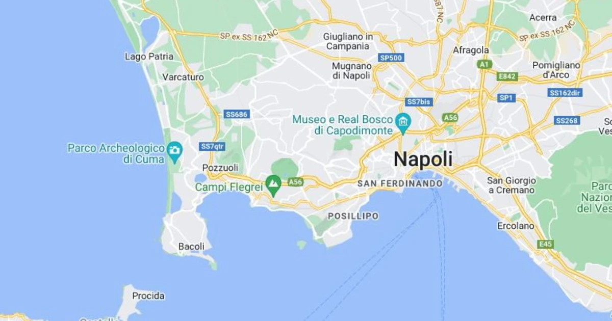 Campi Flegrei, panico in strada: scosse fortissime nel Napoletano