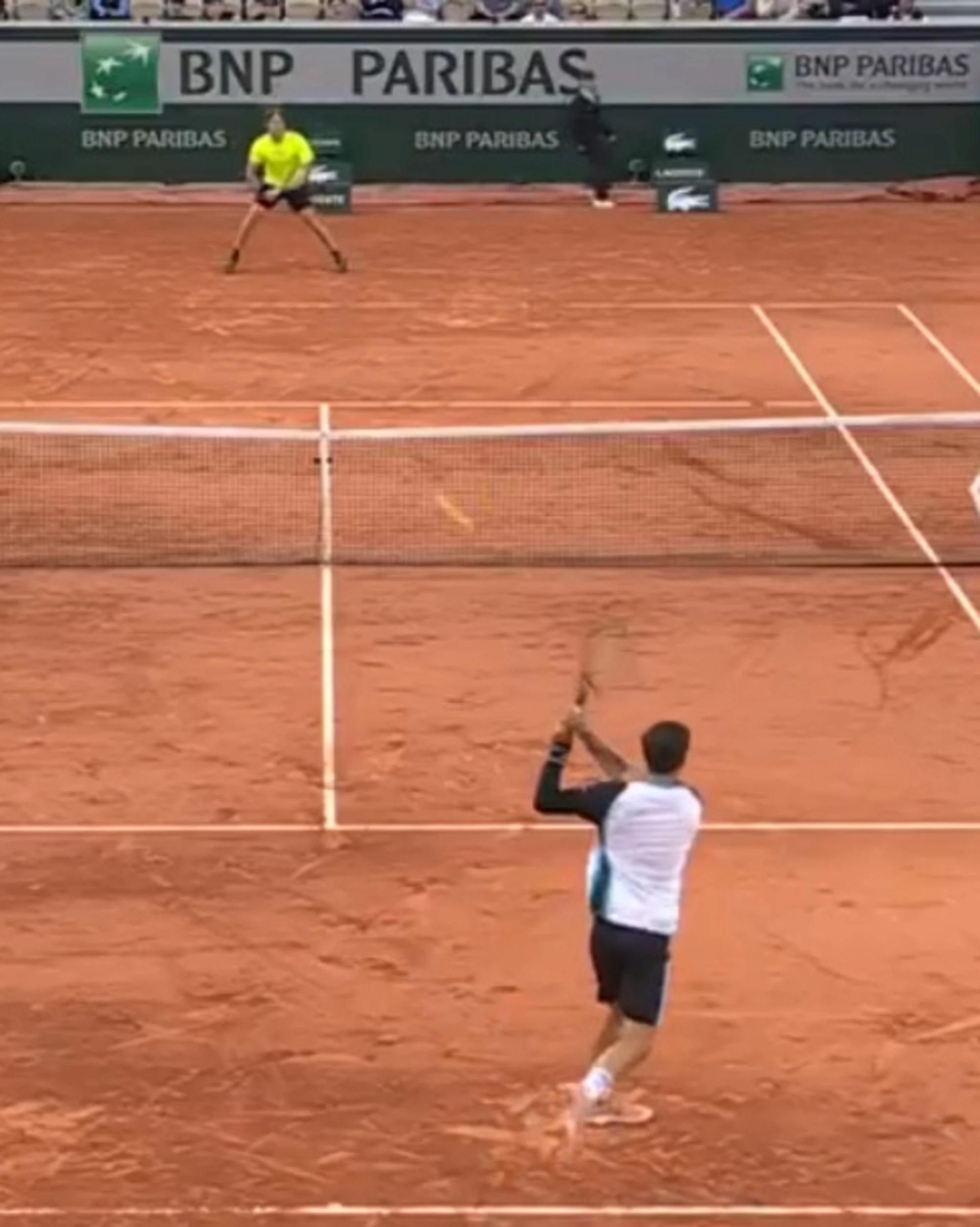 Gigante, il punto che fulmina Tstisipas: apoteosi Italia al Roland Garros