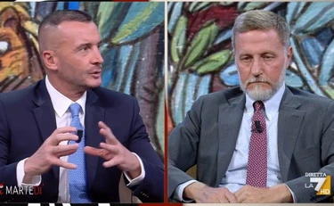 DiMartedì, Casalino spiana Giannini: "La sinistra non può far finta che non esista"