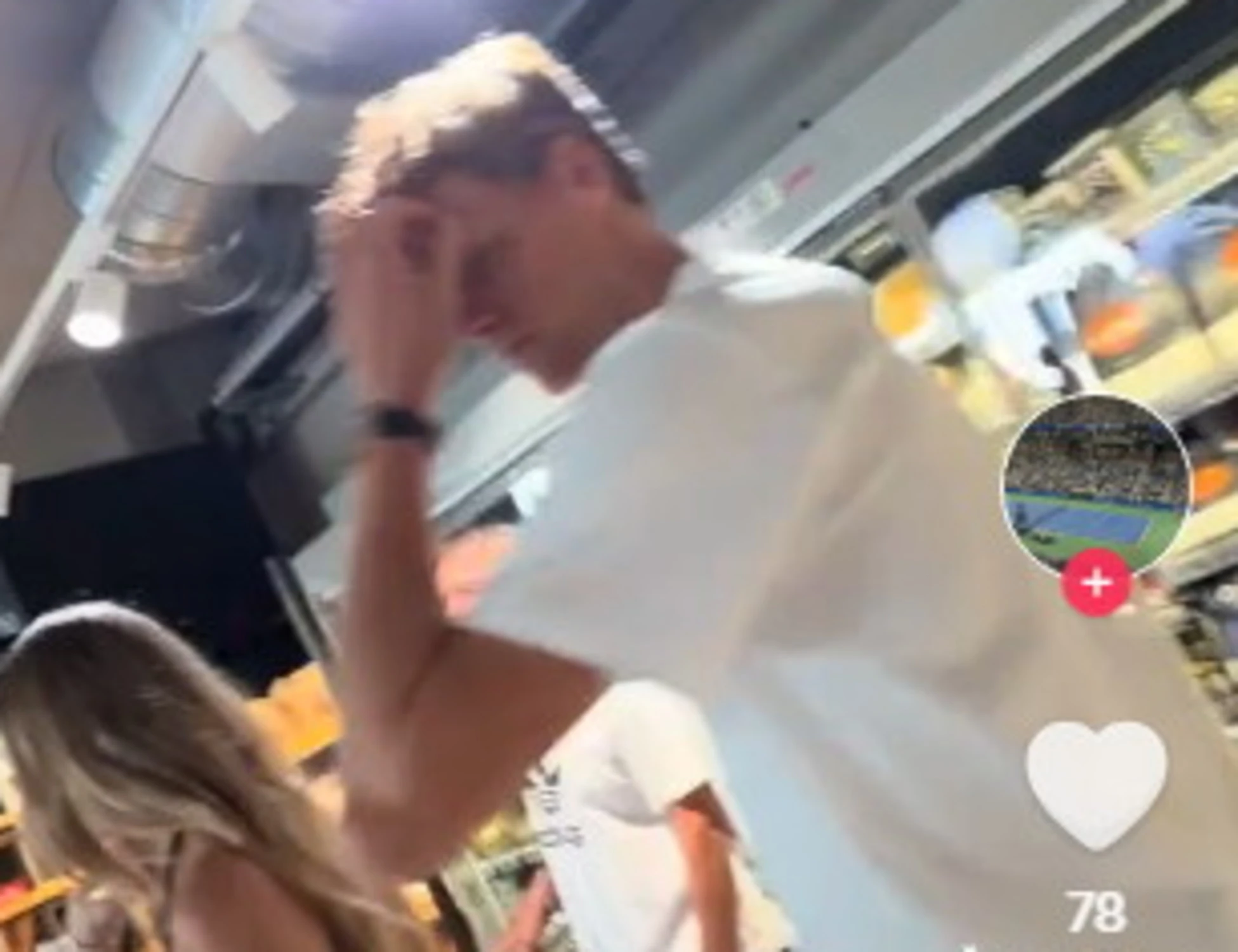 Jannik Sinner e Laila al supermarket? Il nodo-granola: come li sorprendono