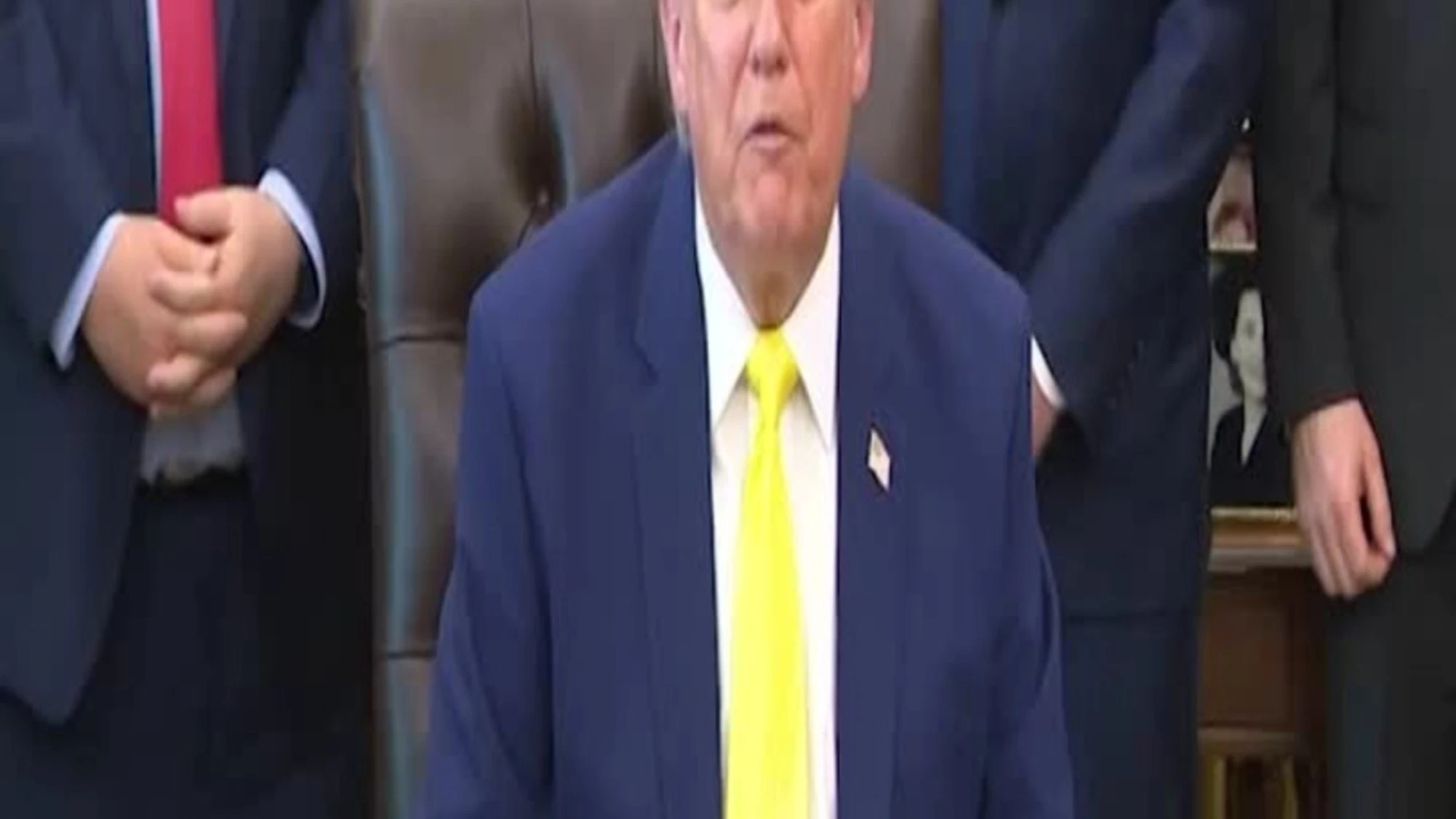 Iran, Trump: "Sarei onorato di incontrare la guida suprema"