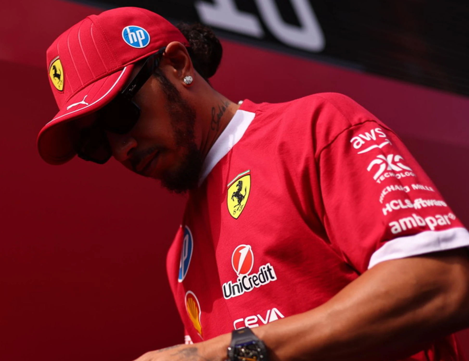 Lewis Hamilton, schiaffo a Verstappen: non si presenta nemmeno!