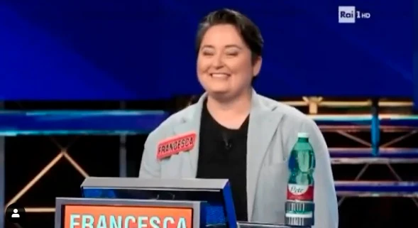 L'Eredità, Francesca fa coming out: "Vicenda personale. Mi è piaciuto, e...". La reazione di Flavio Insinna