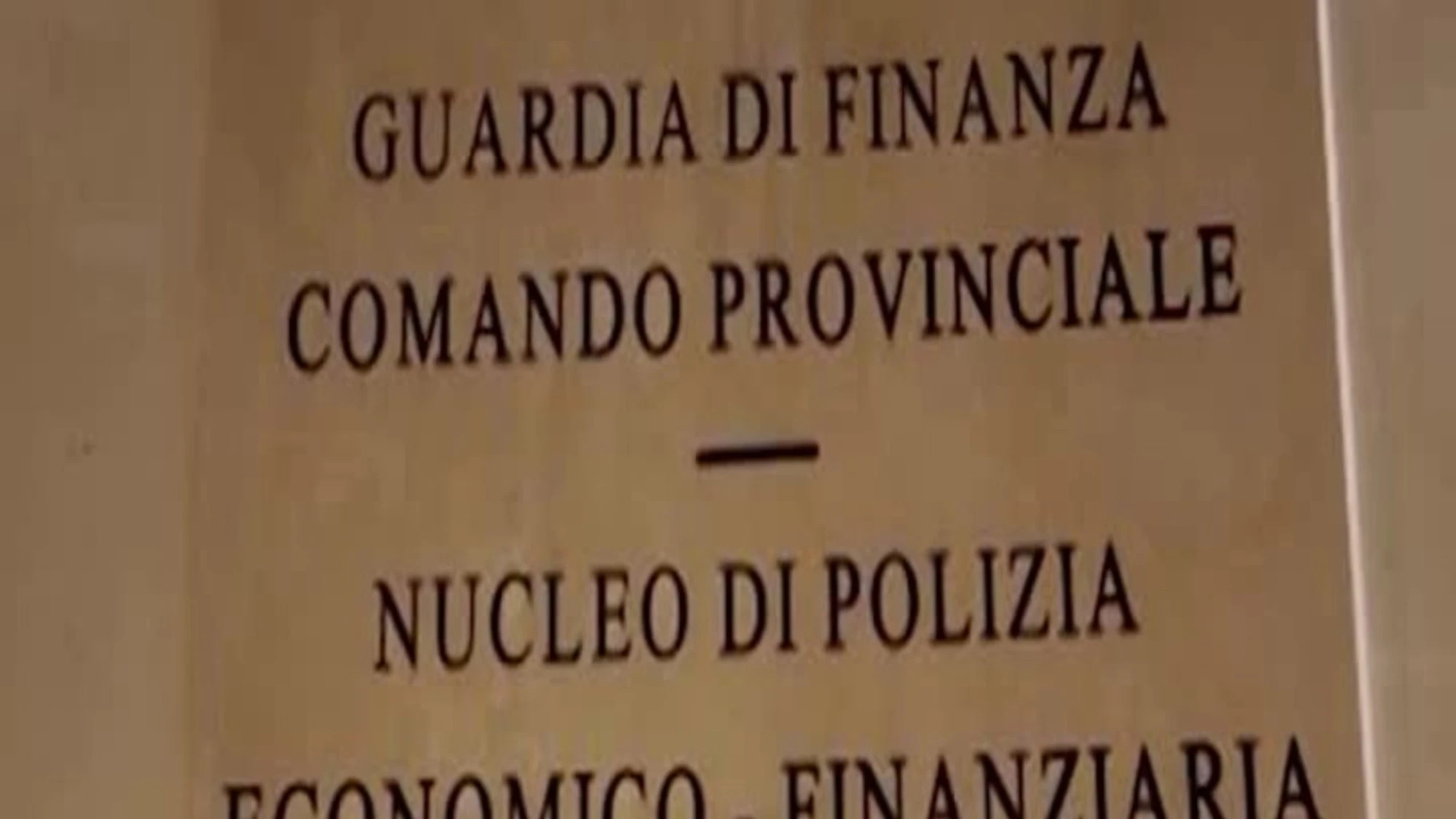 Mafia e slot machine, blitz della Finanza: sequestri per 60 milioni a Bari