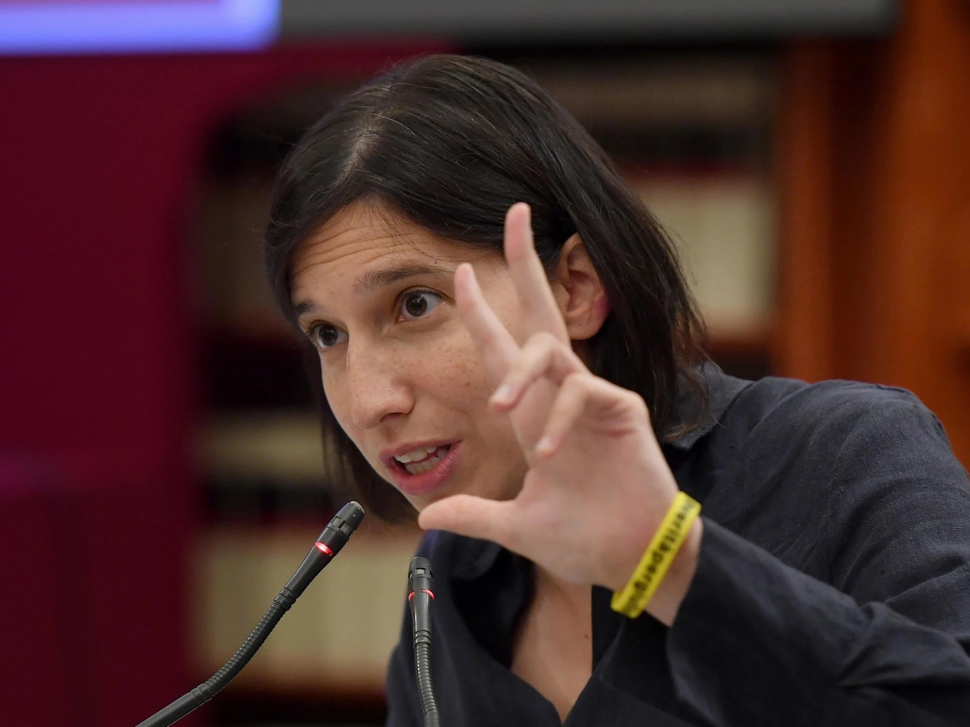 Meloni al Meeting, la surreale rosicata di Elly Schlein: "Sono stupita"