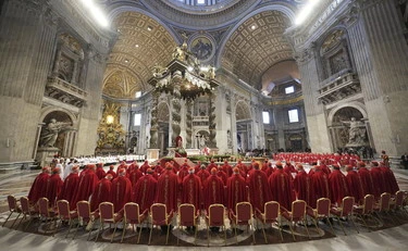 La Francia allunga le mani sulla Chiesa