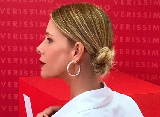 Alessia Marcuzzi, sfogo violento: "Forse non farò l'Isola dei famosi. In giro...". La massacrano, lei risponde