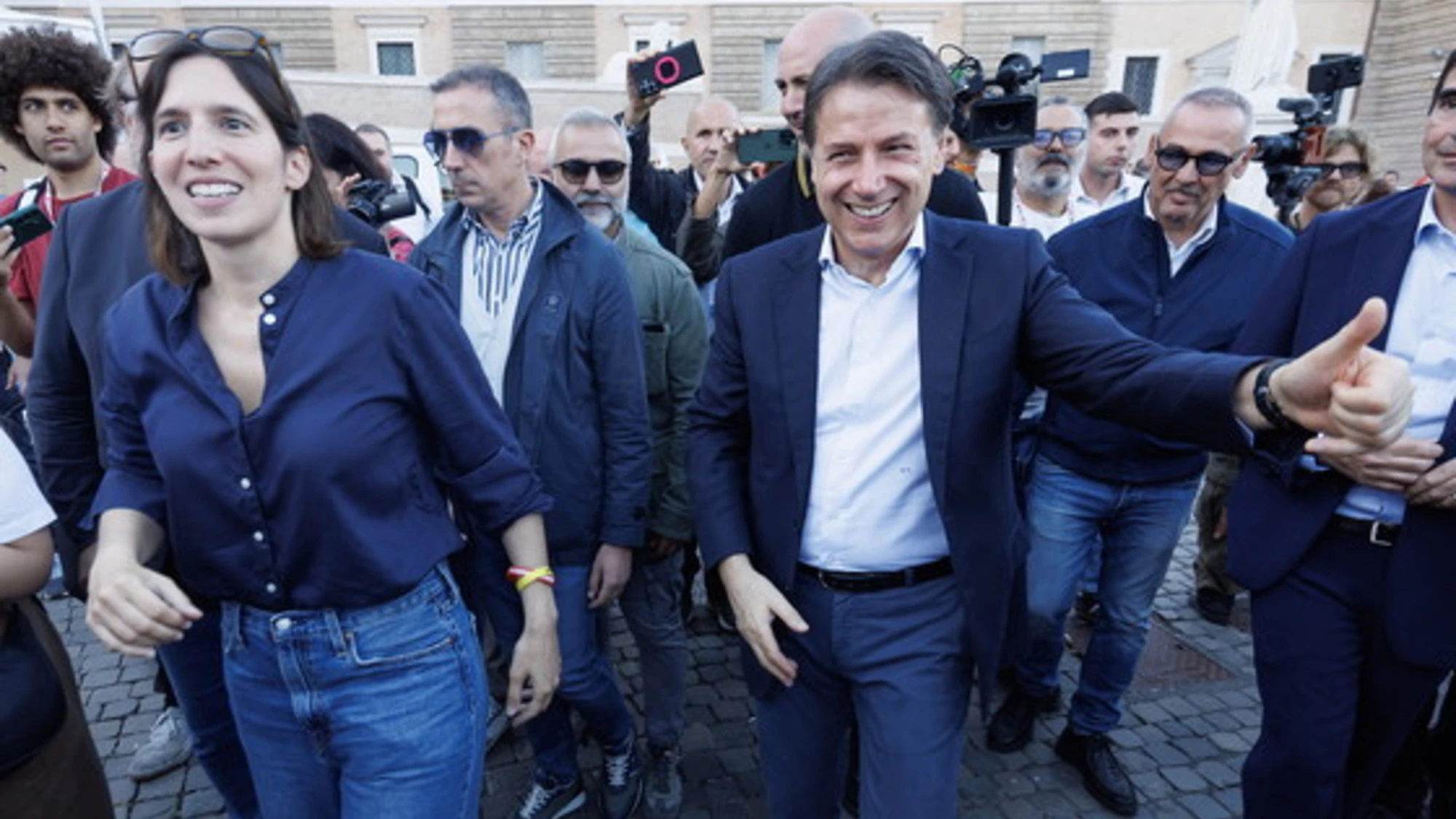 Schlein e i sonadggi: secondo voi a quanto arriverà il Pd alle urne?
