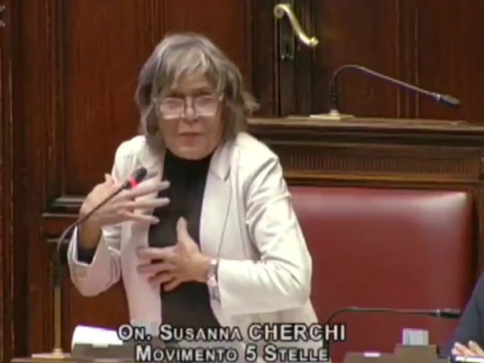 Leggi l'articolo: 'Come chi uccide'. Orrore grillino contro Valditara