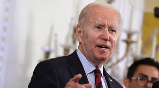 Joe Biden, la congiura dei 50 democratici: la bomba sul New York Times, "come lo fanno fuori"