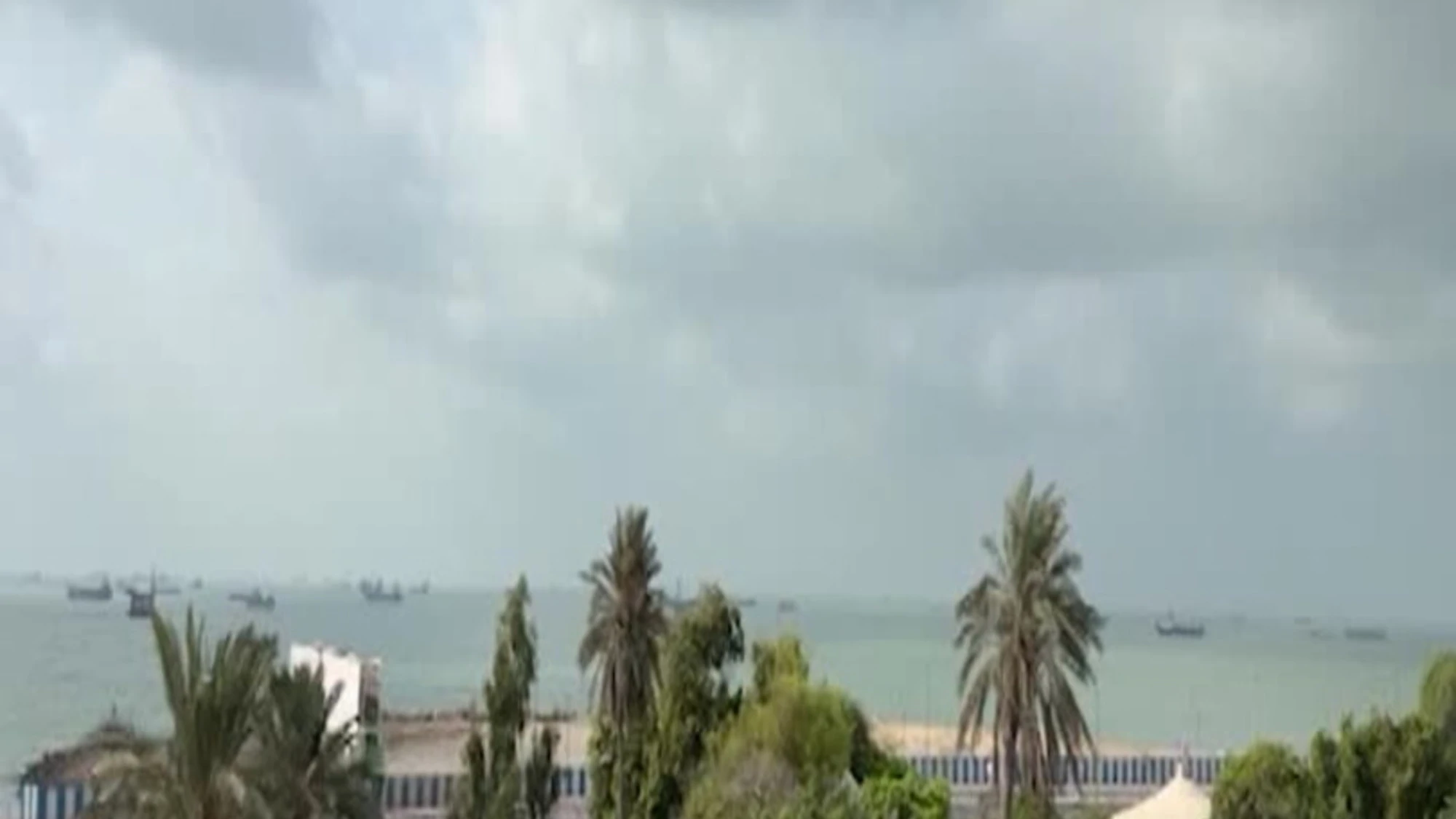 Stretto di Hormuz tornato alla tranquillità ma poche navi lo attraversano