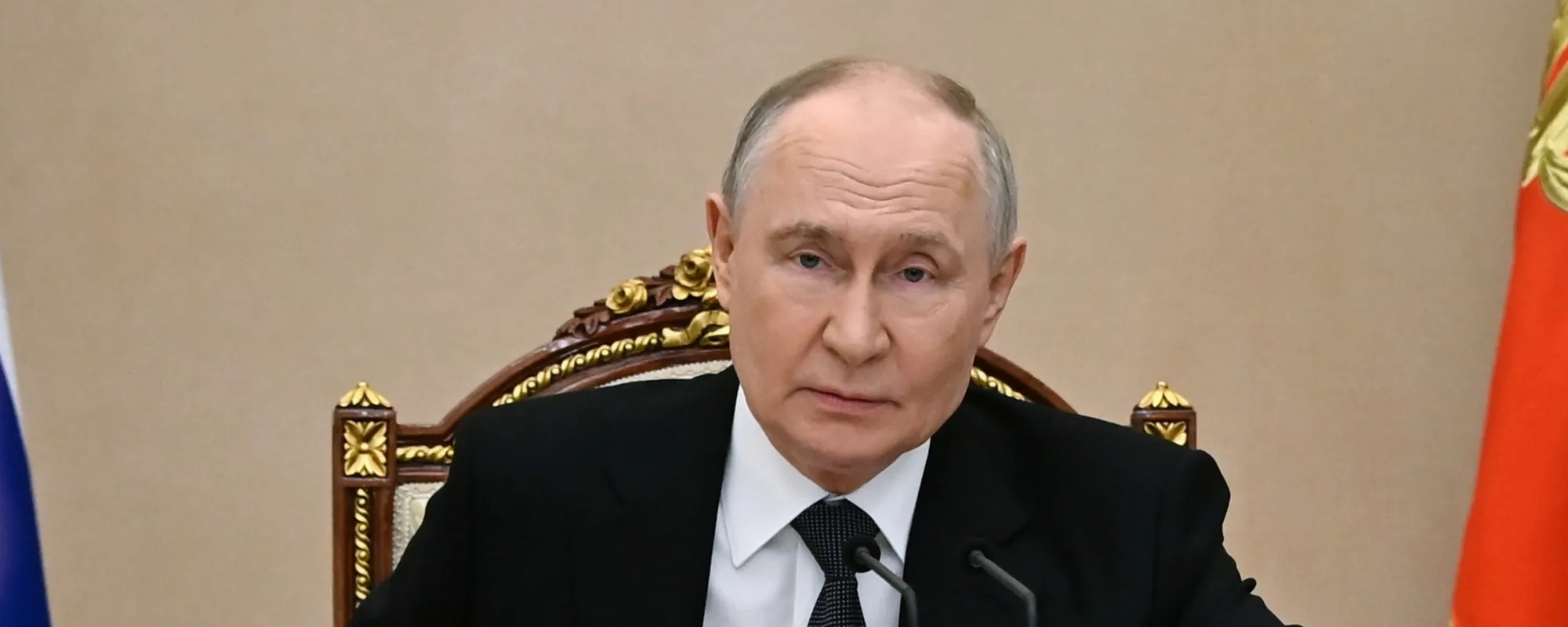 La scommessa da 400mila dollari: ecco quando cadrà Vladimir Putin