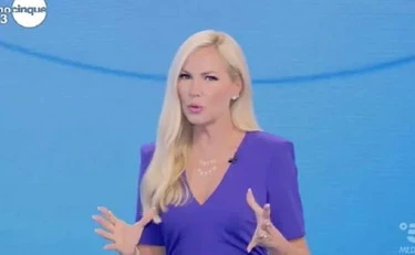 Garlasco, lo sfogo della Panicucci a Mattino 5: "Sempio immaturo? Ora basta!"