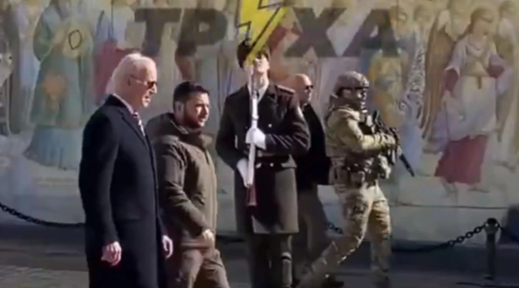 Joe Biden a sorpresa a Kiev, il video che toglie ogni dubbio