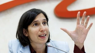 Elly Schlein, leader per finta: "Io candidata? Non decido io"
