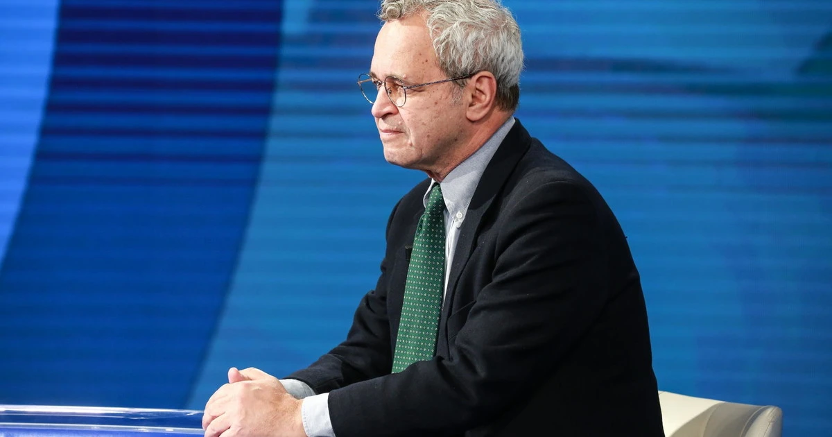 Mentana stende la sinistra: "Sul fascismo il Pd sbaglia tutto"