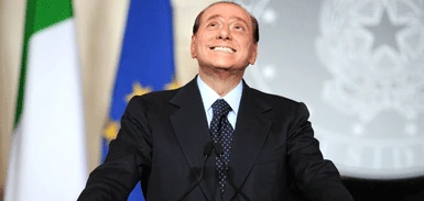 Berlusconi: "Io premier con le palle"