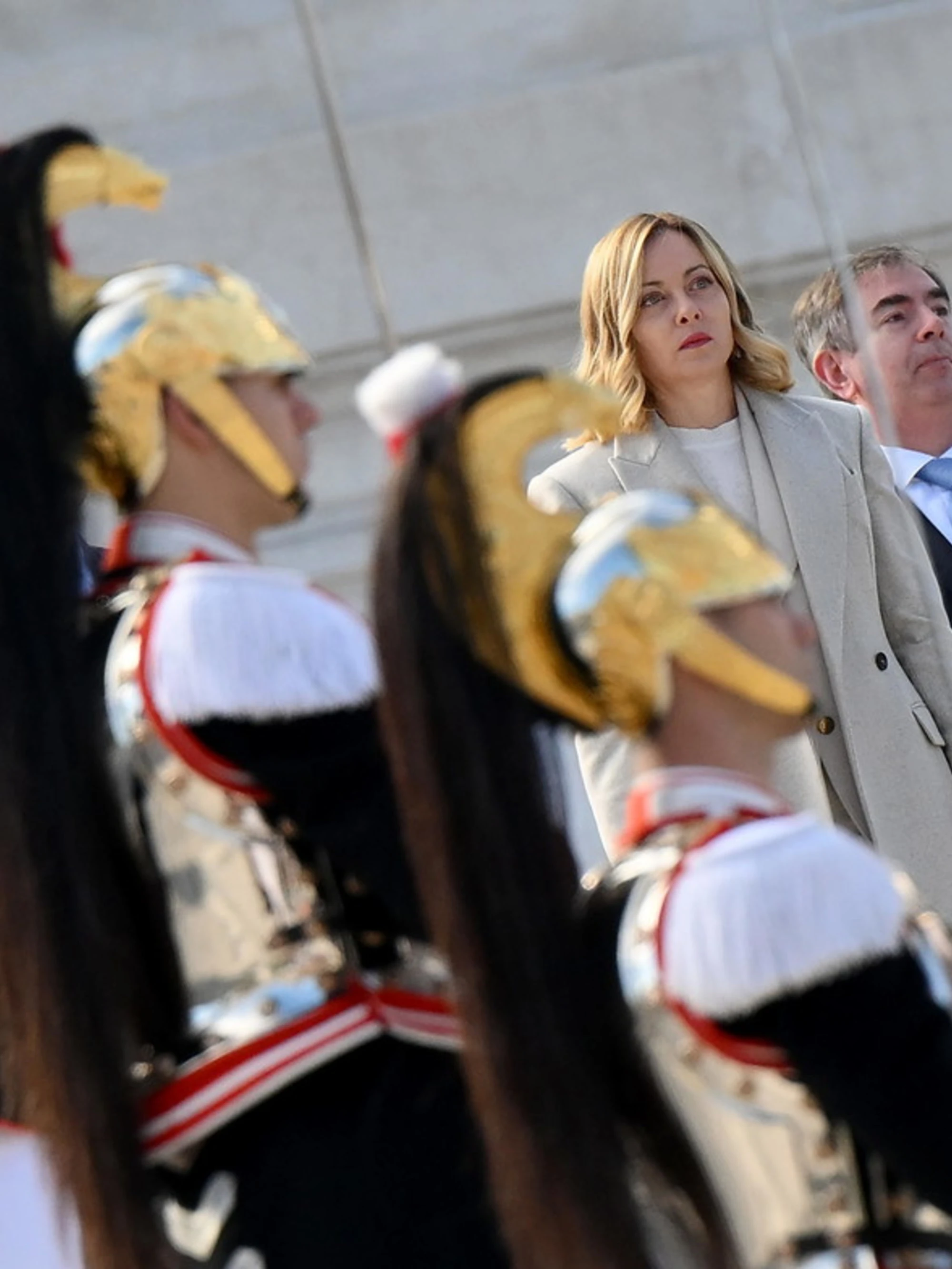 Sinistra, se non governano loro i compagni scordano di essere italiani