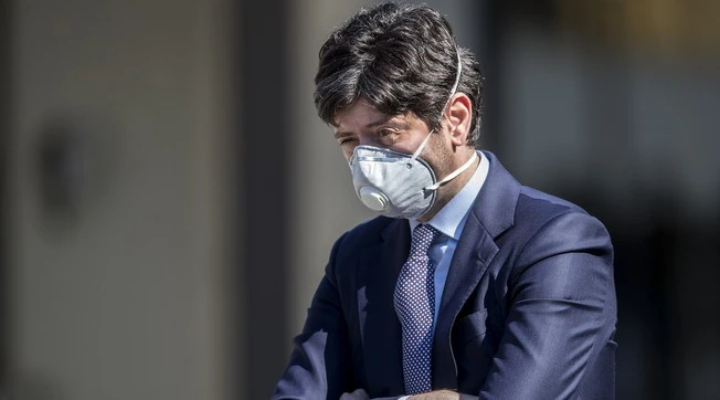 Roberto Speranza si sfoga: "Fa male l'interrogatorio, ho suggerito a Conte per settimane di chiudere"