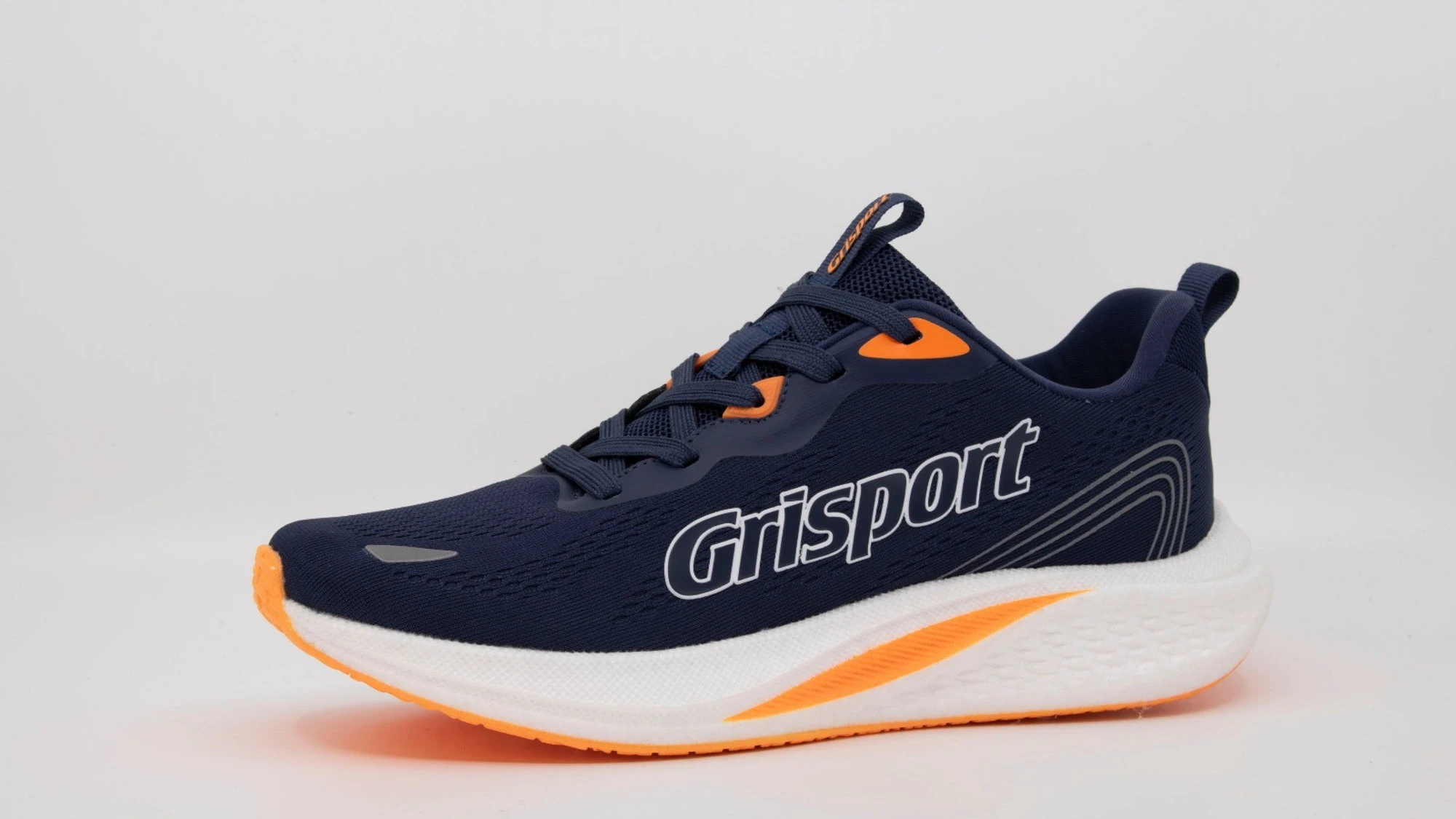 LE NUOVE SCARPE DI GRISPORT PER GLI SPORT LOVERS
