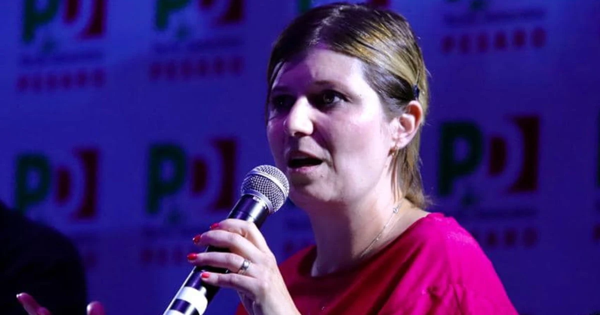 Giorgia Meloni, la foto che scatena l'odio rosso: "Fascismo? I colori..."